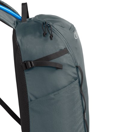 CamelBak Cloud Walker 18 Hydration Pack 3