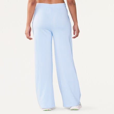 Vuori Halo Essential Wideleg Pants - Women's 2