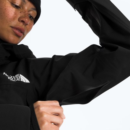 The North Face Summit Verbier GTX Jacket - Women's 8