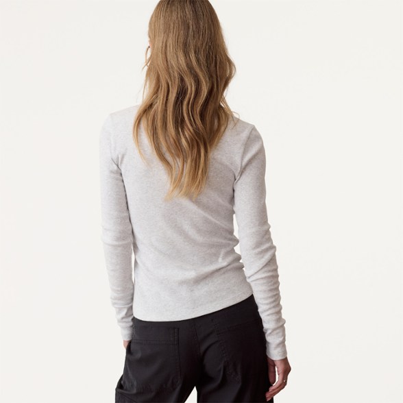 On Body Image of color Heather Grey