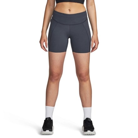 Janji Pace 5" Shorts - Women's 1
