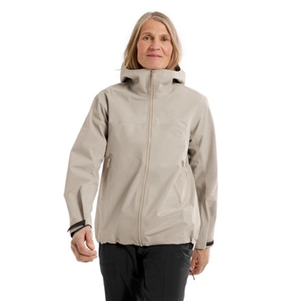 Arc'teryx Beta Jacket - Women's 1