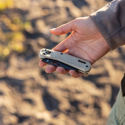 Location Image for Vista Clip Folding Knife