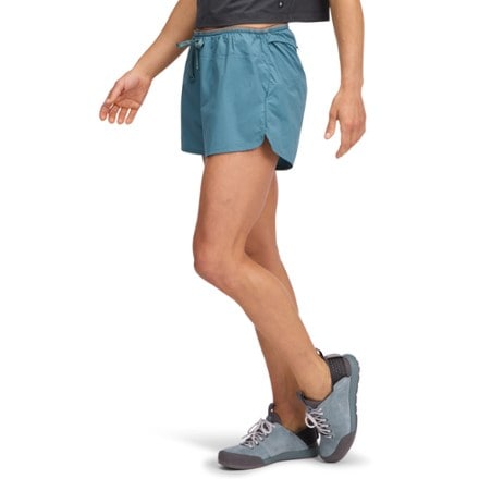Black Diamond Distance 4" Shorts - Women's 3