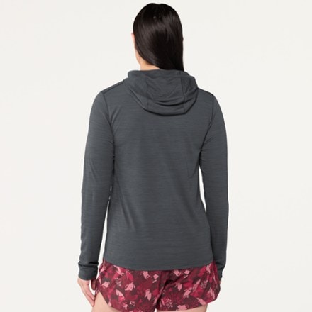 Patagonia Capilene Cool Ultra Hoody - Women's 4