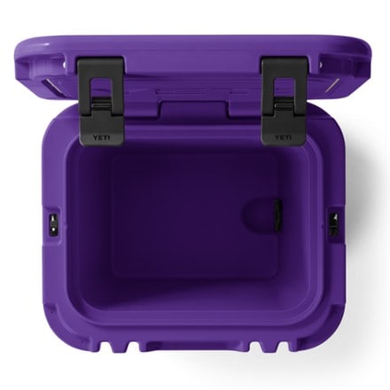 YETI Roadie 24 Hard Cooler 5