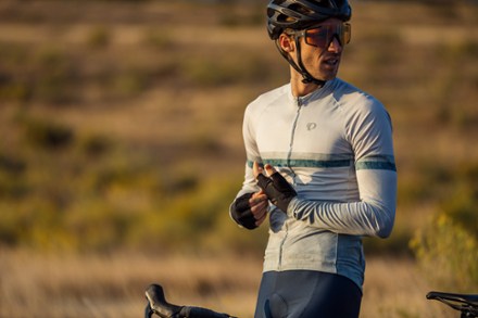 PEARL iZUMi Attack Long-Sleeve Cycling Jersey - Men's 10