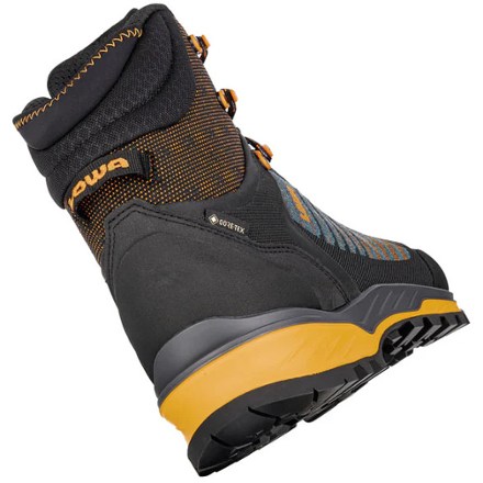 Lowa Mangart GTX Mid Mountaineering Boots - Men's 2