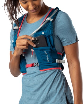 Nathan Vapor Airess Lite 4 L Hydration Vest - Women's 10