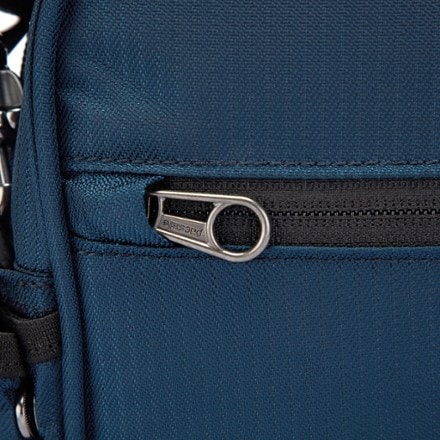 Pacsafe MetroSafe LS200 ECONYL Shoulder Bag 3