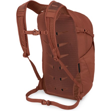 https www.threadfellows.com product osp415 osprey-daylite-plus-backpack.html Osprey - Daylite Plus it is compatible with several Osprey travel and backpacking bags for additional storage and carry options Osprey Daylite Plus Earth Commuter