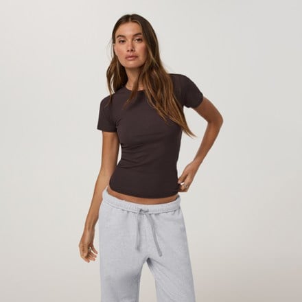 Vuori Pose Fitted Long T-Shirt - Women's 0
