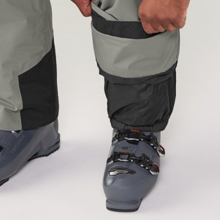 Helly Hansen Legendary Insulated Bib Snow Pants - Men's 5