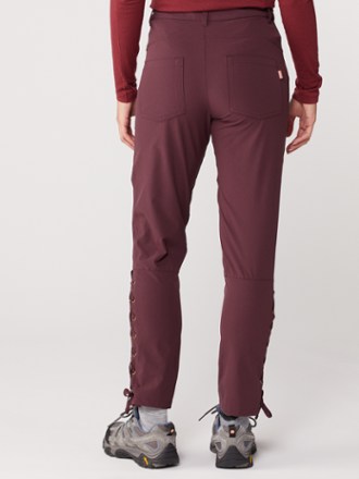 Drifted High-Waisted Trail Pants - Women's 2