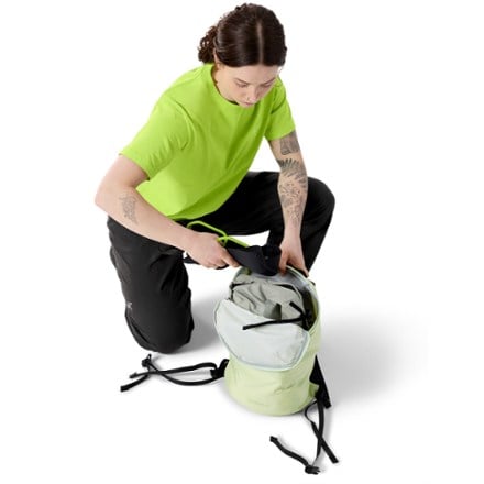 Arc'teryx Konseal 15 Pack 9