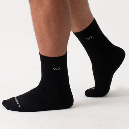 Wide Open Solid Cushioned Micro Crew Socks - Men's 6