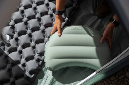 ALPS Mountaineering Vice Pillow 5