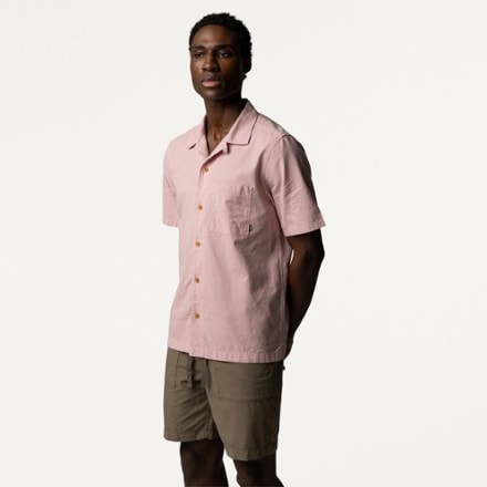 Finisterre Hendra Shirt - Men's 4