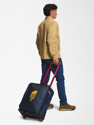 The North Face Base Camp Voyager Roller Bag - 21" 5