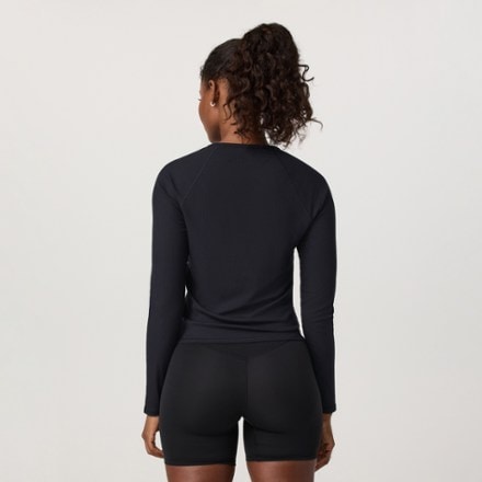 Vuori Long-Sleeve Pose Crew Shirt - Women's 2