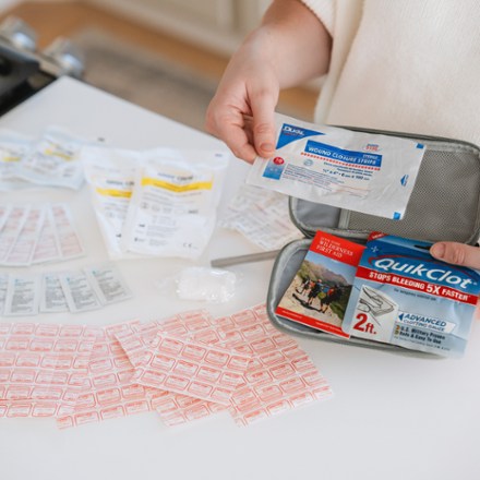 Adventure Medical Kits Accident Pack First-Aid Kit 5