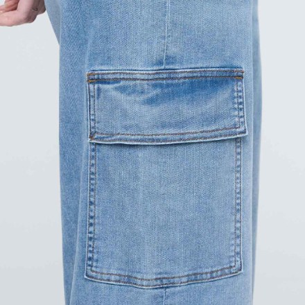 DUER Performance Denim Lite High-Rise Cargo Jeans - Women's 6