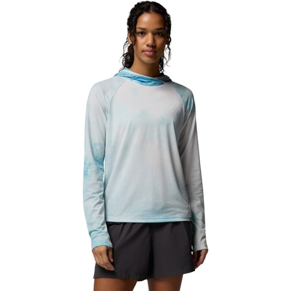 On Body Image of color Marine Light/Cloud Dye