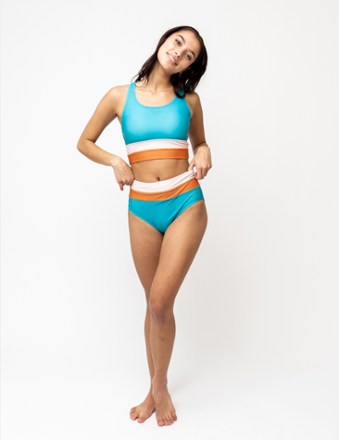 Nani Swimwear Cut Back Crop Swimsuit Top - Women's 6