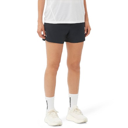Salomon SHKout Core 4" Shorts - Women's 1