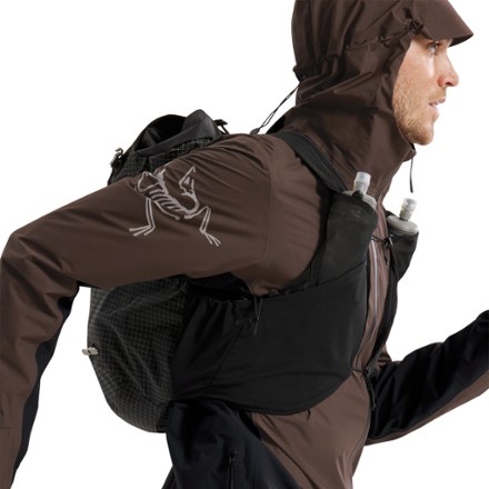 Arc'teryx Norvan Jacket - Men's 6