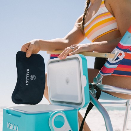 Ballast Cooling & Heating Gel Pack - Package of 2 4