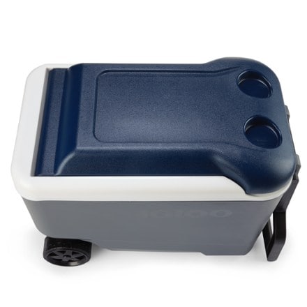 Igloo MaxCold Latitude 40 Qt. Roller Cooler 9