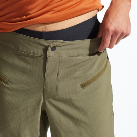 PEARL iZUMi Canyon Bike Shorts with Liner - Men's 8