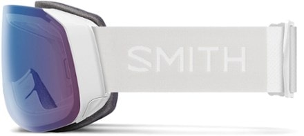 Smith 4D MAG S ChromaPop Photochromic Snow Goggles with gogglesoc 1