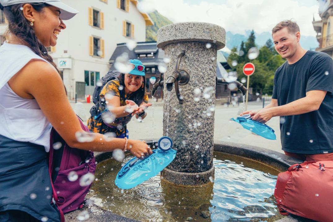 Location Image for Inertia 18 H2O Hydration Pack - Closeout - Men's