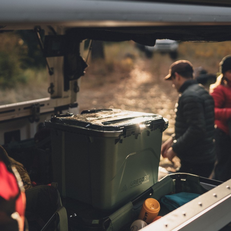 Location Image for 50 L Alpaca Camp Box