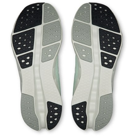 On Cloudsurfer 2 Road-Running Shoes - Women's 5