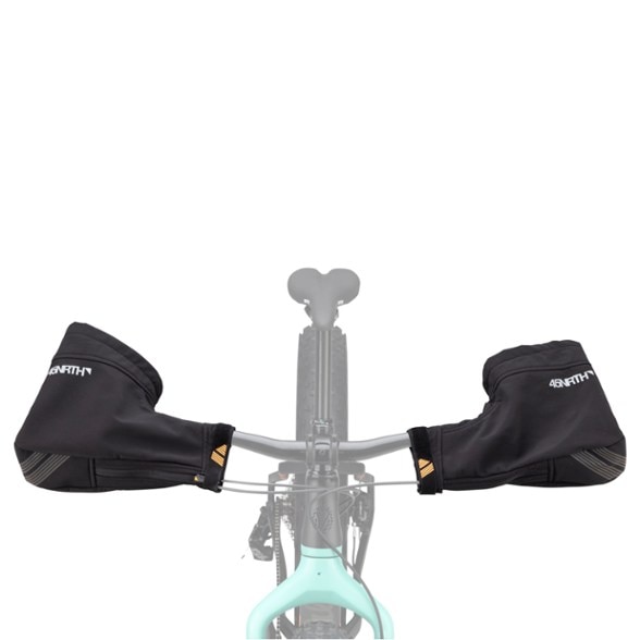 Product Image of color Black