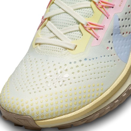 Nike React Pegasus Trail 4 Trail-Running Shoes - Women's 5
