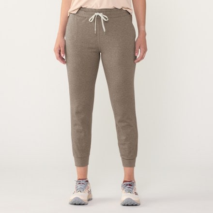 Vuori Performance Joggers - Women's 1