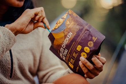 AlpineAire Foods Grilled Chicken Pad Thai - 2 Servings 3