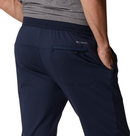 Columbia Tech Trail Knit Jogger Pants - Men's 4
