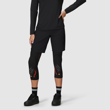 Outdoor Research Freewheel MTB Lite Ride Bike Shorts - Women's 1