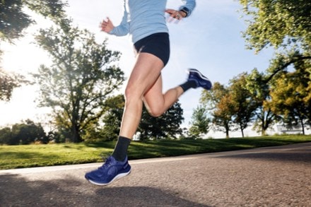 Topo Athletic Ultrafly 6 Road-Running Shoes - Women's 6