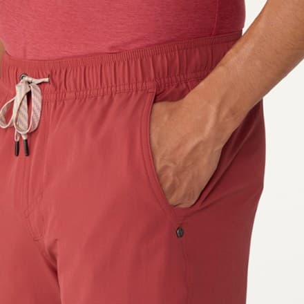 Vuori Kore Lined Shorts - Men's 7" Inseam 6