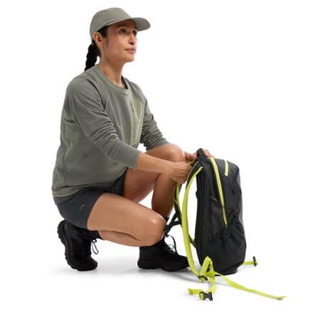Arc'teryx Mantis 16 Pack 7