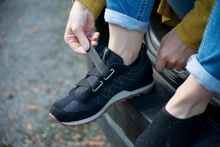 merrell alpine sneaker womens