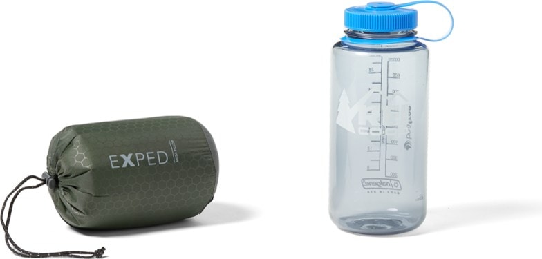 MOSS GREEN (Water bottle not included)