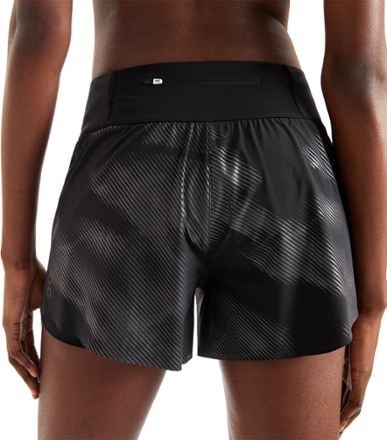 On Lumos Running Shorts - Women's 6