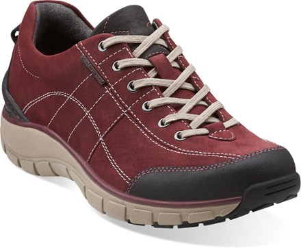 clarks hiking boots women's